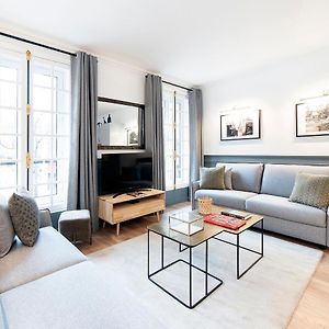 Livinparis - Luxury 2 Bedrooms Centre Pompidou